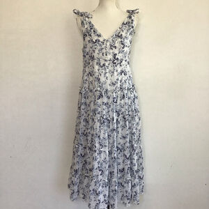 Moon River Women Elegant White Blue Floral Tiered Backyard Party Maxi Dress M